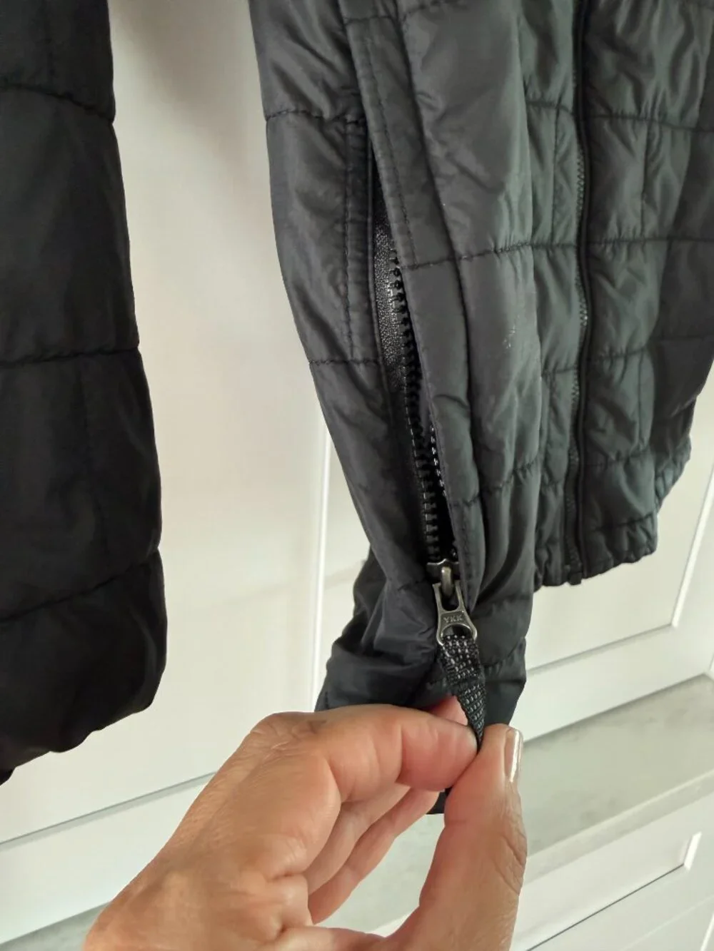 Patagonia Nano Puff® Jacket Black - Youth XL - Excellent Condition